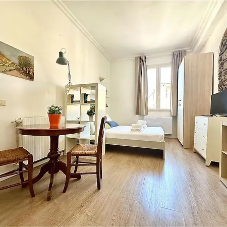 Apartment Warm Retreat In The Heart Of Cls Station Florence
