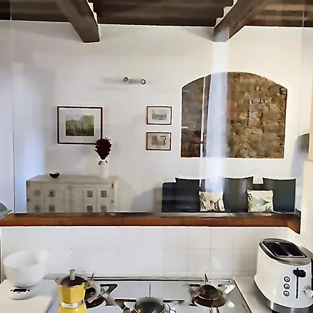 Warm Retreat In The Heart Of Cls Station Apartment *