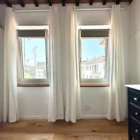 Warm Retreat In The Heart Of Cls Station Apartment Florence